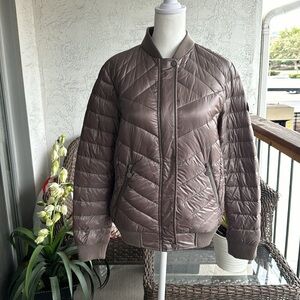 Bernardo Puffy Jacket Size Small